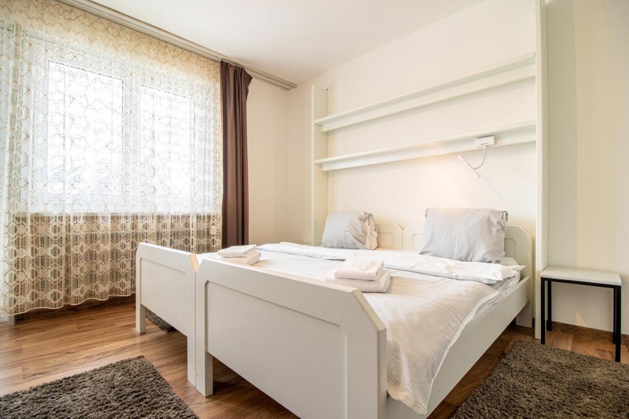 Viktoria B32 By Arosa Holiday Exterior photo